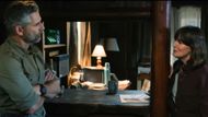 Eric Bana and Rosemarie DeWitt in Untamed | Image via YouTube/Netflix